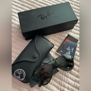 Ray Ban Liteforce RB4180 Aviator Sunglasses